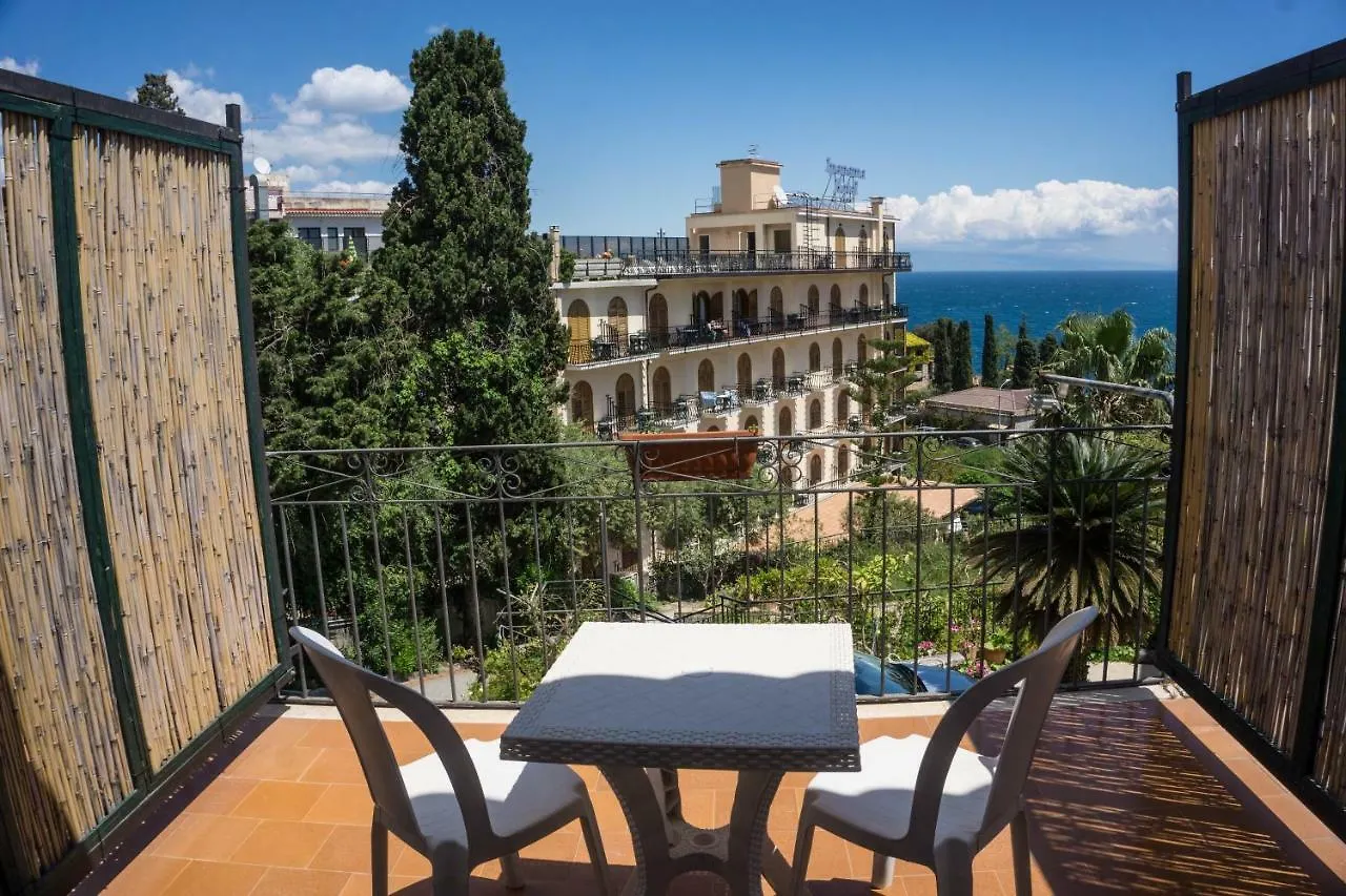 Villa Moschella Taormina Guest house